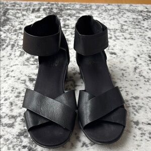 Naturalizer Riviera Black Wedge Sandals